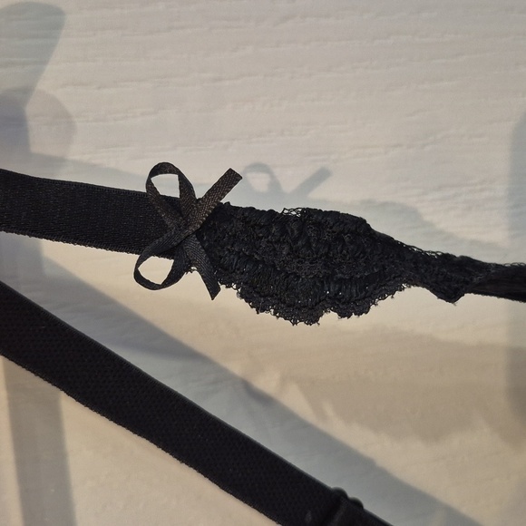 Cabernet Elegant Black Lace Bodysuit - Picture 3 of 5